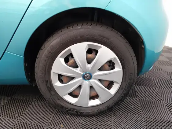 RENAULT ZOE - voiture d'occasion - Photo 23