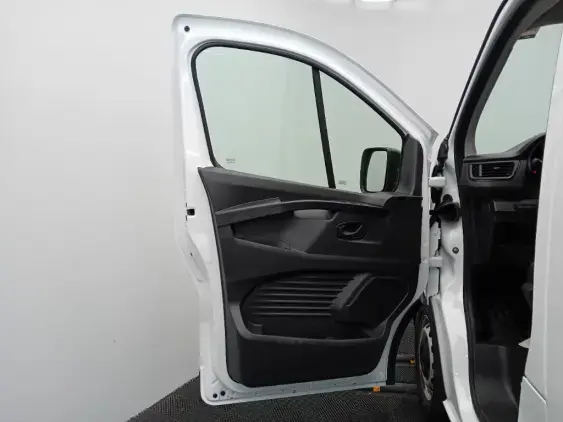 RENAULT TRAFIC FG III - voiture d'occasion - Photo 18