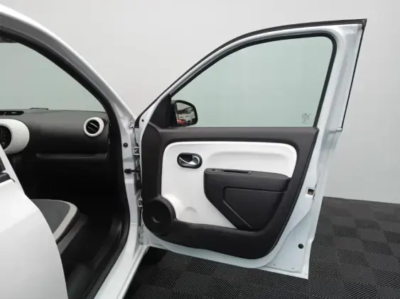 RENAULT TWINGO ELECTRIQUE III - voiture d'occasion - Photo 18