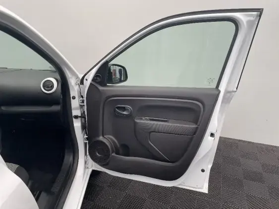 RENAULT TWINGO ELECTRIQUE III - voiture d'occasion - Photo 19