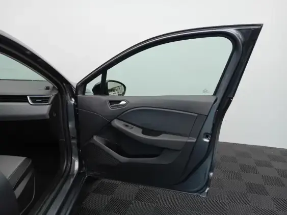 RENAULT CLIO V - voiture d'occasion - Photo 20