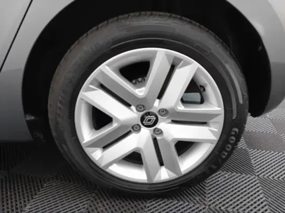 RENAULT CLIO V - voiture d'occasion - Photo 24