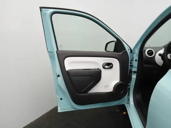 RENAULT TWINGO ELECTRIQUE III - voiture d'occasion - Photo 17