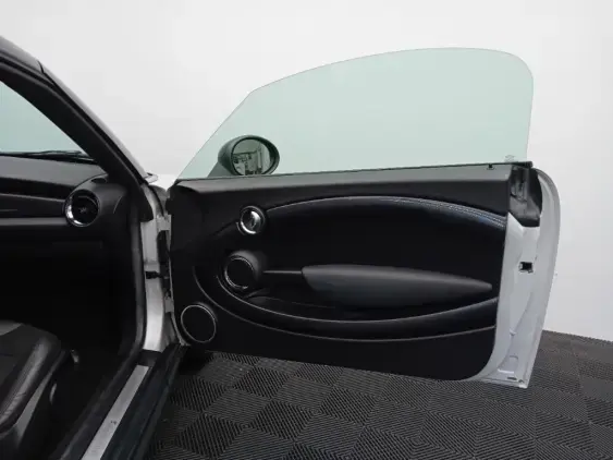 MINI COUPE R58 - voiture d'occasion - Photo 19