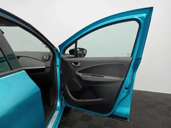 RENAULT ZOE - voiture d'occasion - Photo 20