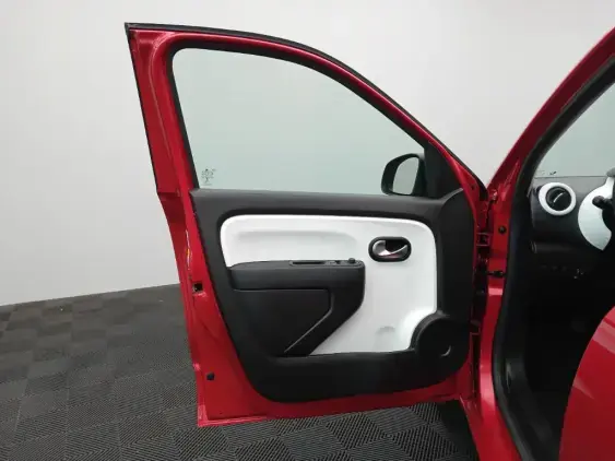 RENAULT TWINGO III - voiture d'occasion - Photo 17