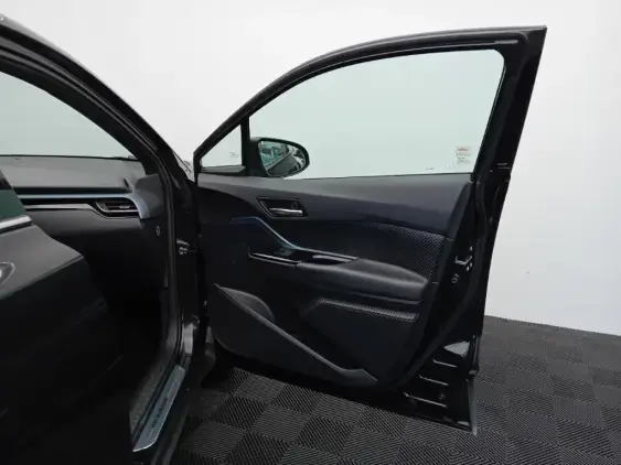 TOYOTA C-HR - voiture d'occasion - Photo 20