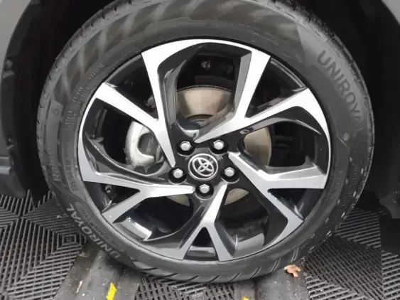 TOYOTA C-HR - voiture d'occasion - Photo 23