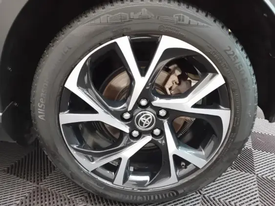 TOYOTA C-HR - voiture d'occasion - Photo 24