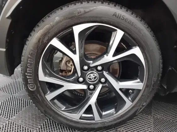 TOYOTA C-HR - voiture d'occasion - Photo 25