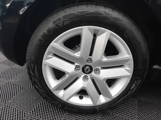 RENAULT CLIO V - voiture d'occasion - Photo 25