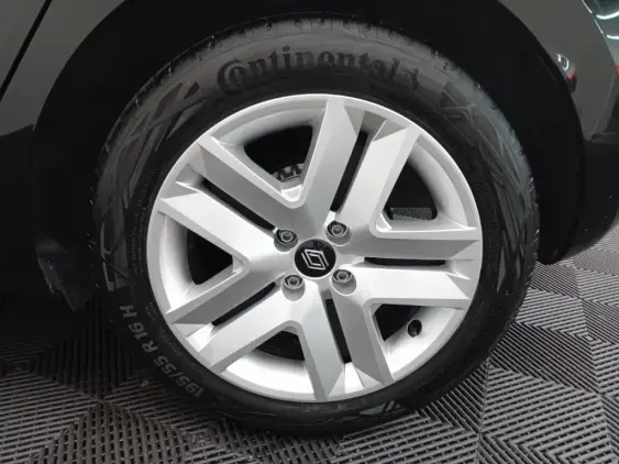 RENAULT CLIO V - voiture d'occasion - Photo 24