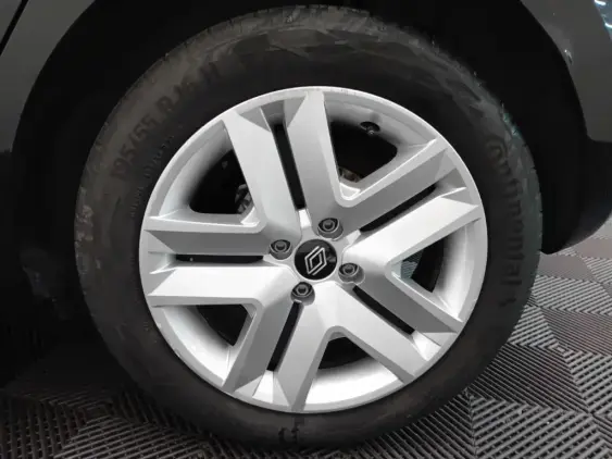 RENAULT CLIO V - voiture d'occasion - Photo 24