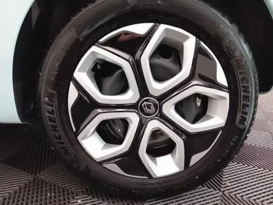 RENAULT TWINGO III - voiture d'occasion - Photo 22