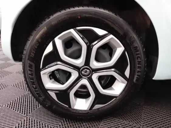 RENAULT TWINGO III - voiture d'occasion - Photo 23