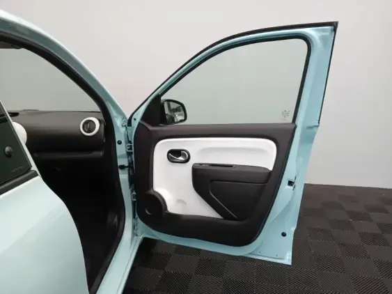 RENAULT TWINGO III - voiture d'occasion - Photo 19