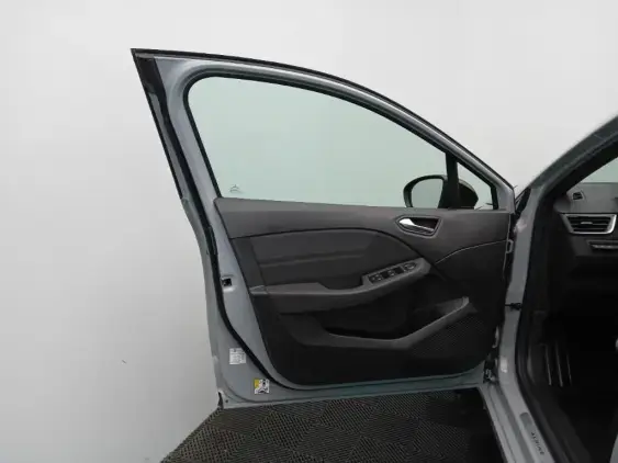 RENAULT CLIO V - voiture d'occasion - Photo 19