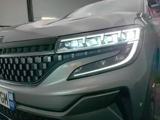 RENAULT ESPACE VI - voiture d'occasion - Photo 22