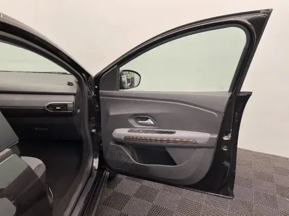 DACIA SANDERO III - voiture d'occasion - Photo 20