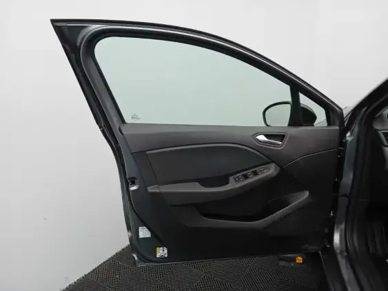 RENAULT CLIO V - voiture d'occasion - Photo 19