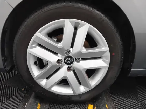 RENAULT CLIO V - voiture d'occasion - Photo 23