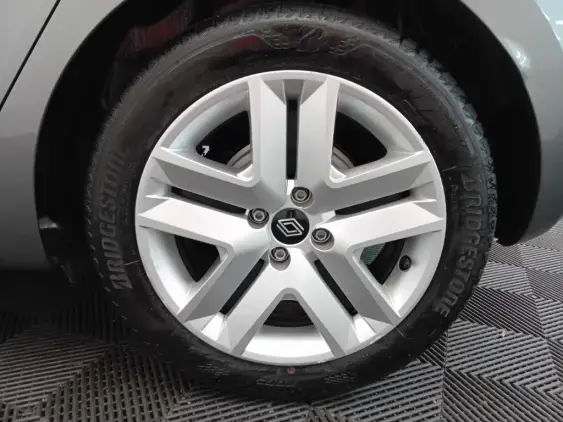 RENAULT CLIO V - voiture d'occasion - Photo 24