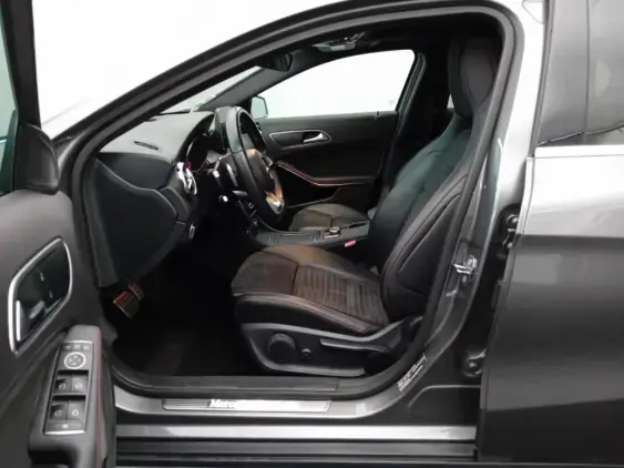 MERCEDES CLASSE GLA - voiture d'occasion - Photo 18