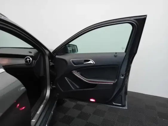 MERCEDES CLASSE GLA - voiture d'occasion - Photo 20