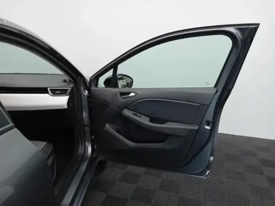 RENAULT CLIO V - voiture d'occasion - Photo 20