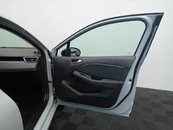 RENAULT CLIO V - voiture d'occasion - Photo 20