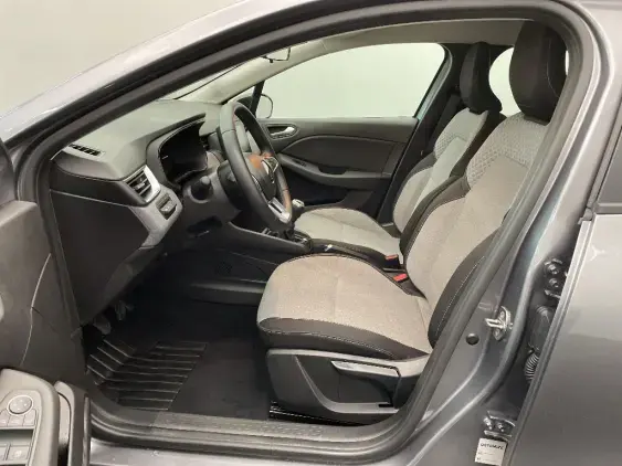 RENAULT CLIO V - voiture d'occasion - Photo 18