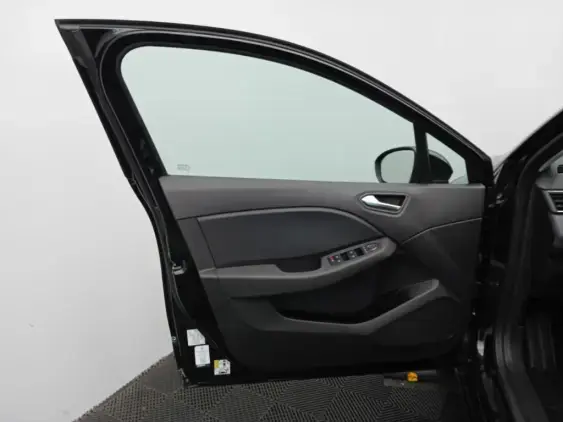 RENAULT CLIO V - voiture d'occasion - Photo 19