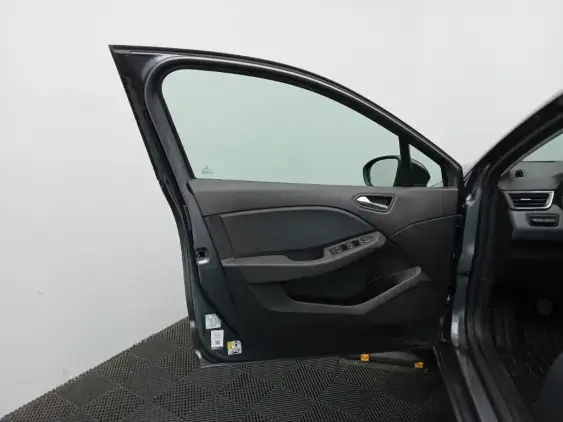 RENAULT CLIO V - voiture d'occasion - Photo 19