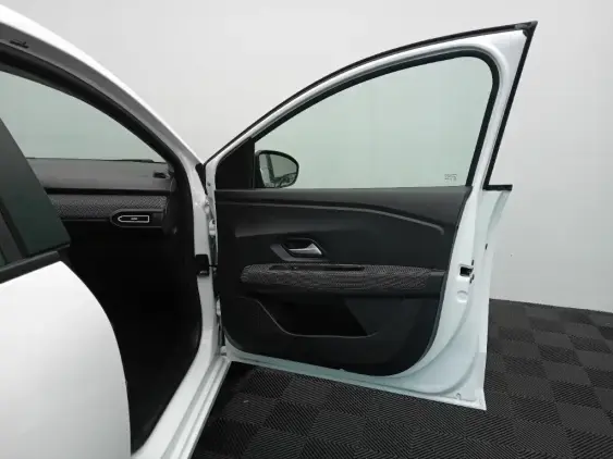 DACIA SANDERO III - voiture d'occasion - Photo 20