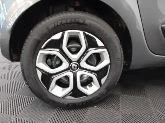 RENAULT TWINGO III - voiture d'occasion - Photo 23