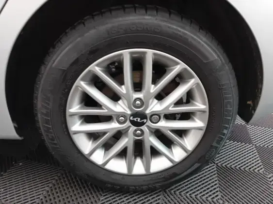 KIA RIO IV - voiture d'occasion - Photo 24