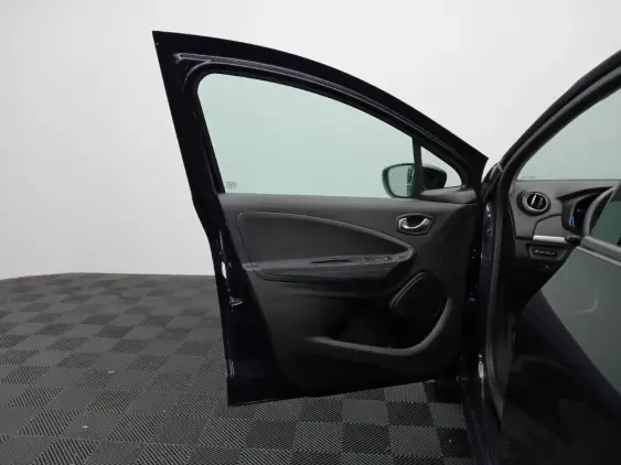 RENAULT ZOE - voiture d'occasion - Photo 19