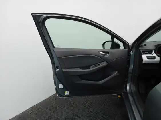 RENAULT CLIO V - voiture d'occasion - Photo 19