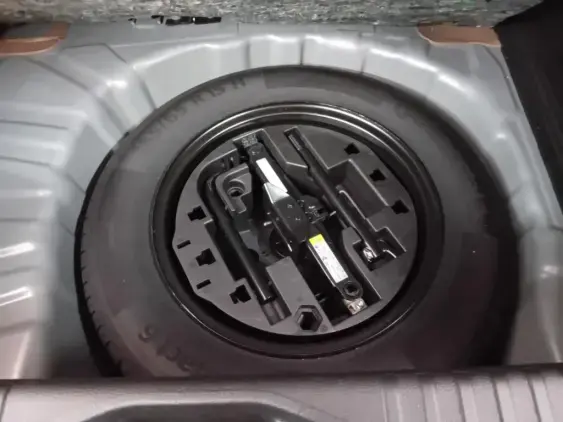 RENAULT CLIO V - voiture d'occasion - Photo 17