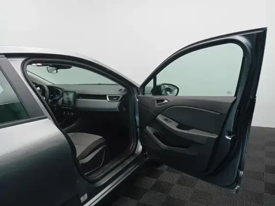 RENAULT CLIO V - voiture d'occasion - Photo 20