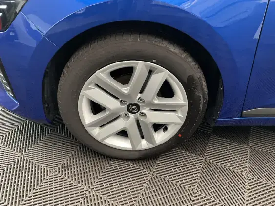 RENAULT CLIO V - voiture d'occasion - Photo 23