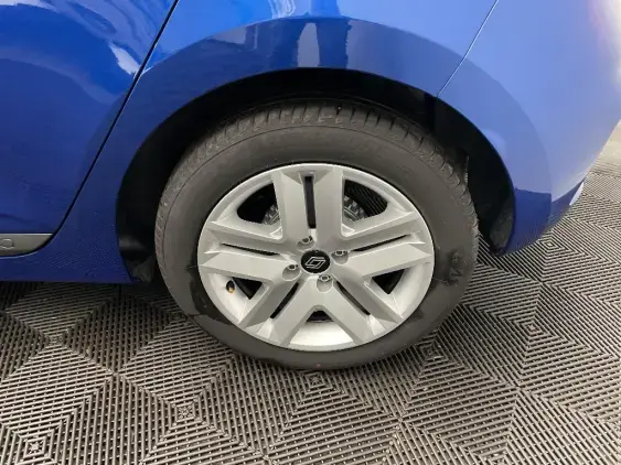 RENAULT CLIO V - voiture d'occasion - Photo 24