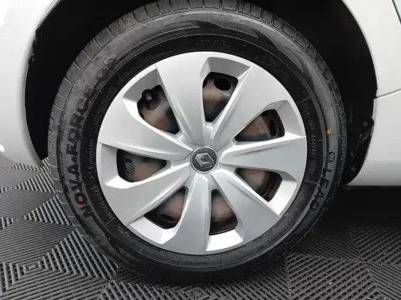 RENAULT ZOE - voiture d'occasion - Photo 25