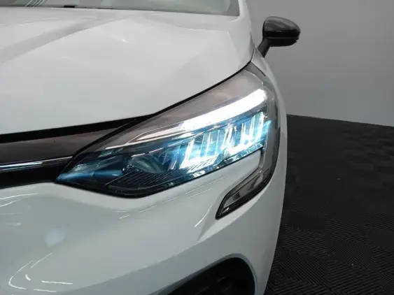 RENAULT CLIO V - voiture d'occasion - Photo 21