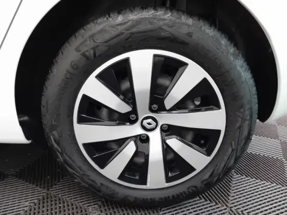 RENAULT CLIO V - voiture d'occasion - Photo 23