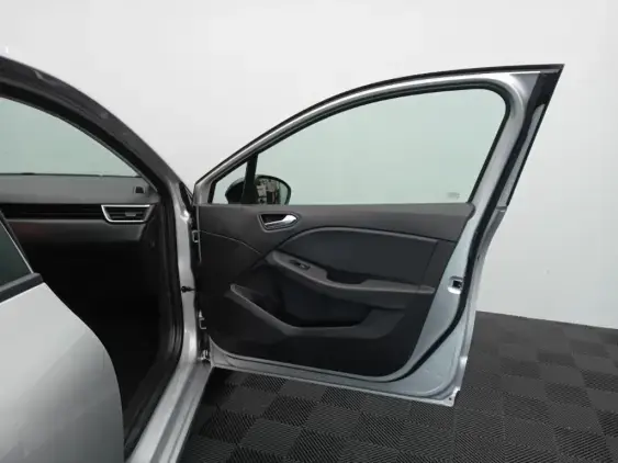 RENAULT CLIO V - voiture d'occasion - Photo 19