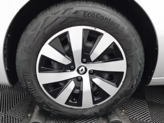 RENAULT CLIO V - voiture d'occasion - Photo 22