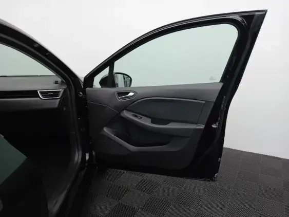 RENAULT CLIO V - voiture d'occasion - Photo 19