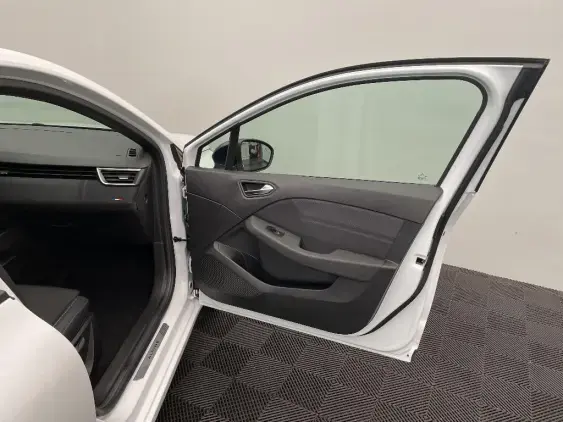 RENAULT CLIO V - voiture d'occasion - Photo 20