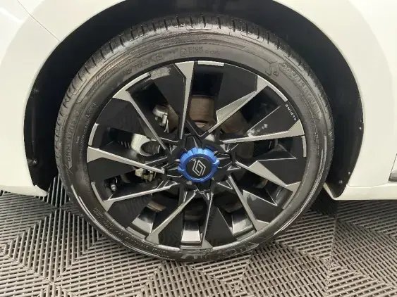 RENAULT CLIO V - voiture d'occasion - Photo 23